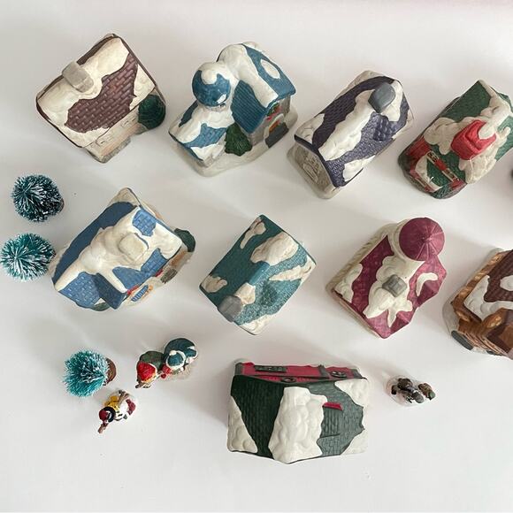 Vintage Cirkens Lighted Village Hand Painted Miniature Porcelain House Set of 10 - Picture 5 of 9